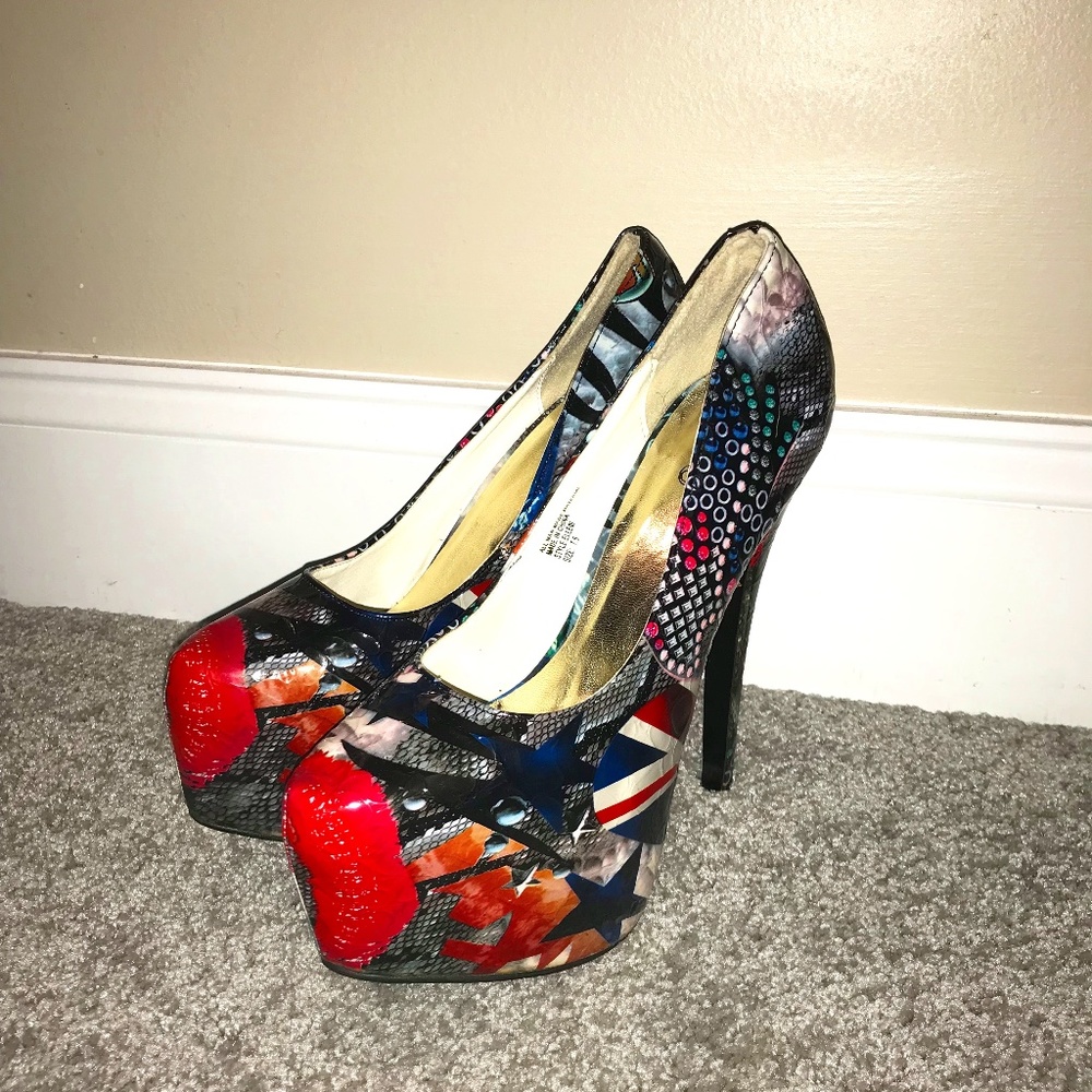Rosette Chunky Women’s Heels